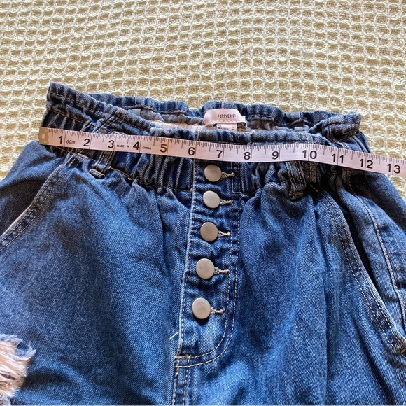 Forever 21 Paper Bag Elastic Waist Medium Wash Button Fly High Rise Mom Jeans - Picture 9 of 12